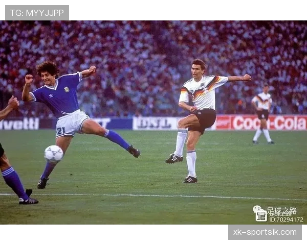 德布劳内 vs 格策：进攻组织与战术角色差异