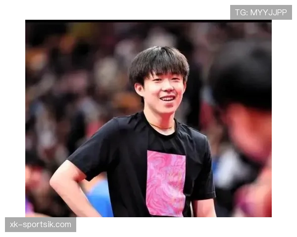 看王楚钦比赛时还得忍住不买新手机，这生活标准真跟球技反差太大了吧？