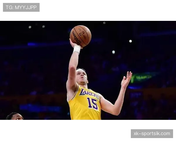 奥斯汀·里夫斯挡拆效率提升显著 拉开与去年得分结构差距