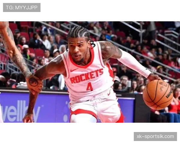 杰伦·格林突破效率提升显著，三分火力助火箭拉开比分